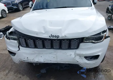 2021 Jeep Grand Cherokee Laredo X 4X4 из США, поврежденный, VIN 1C4RJFAG3MC676434